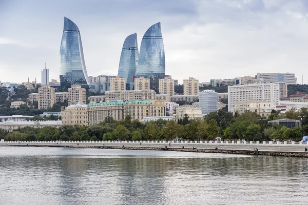 Alev Kuleleri. Alev Kuleleri yeni Bakü'nün bir semboldür