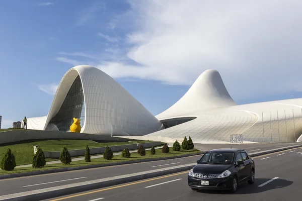 Heydar Aliyev centrum v Baku, Ázerbájdžán. Heydar Aliyev centrum w — Stock fotografie