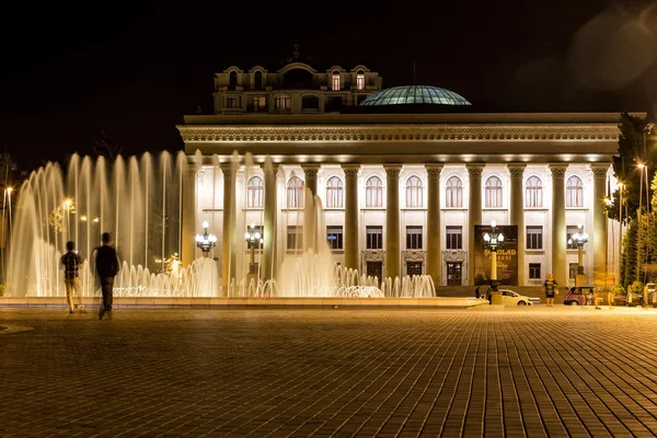 Widok na miasto stolicy Baku w nocy, w Azerbejdżanie. — Zdjęcie stockowe