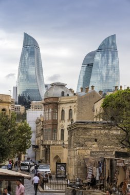 Icheri (eski şehir) – Şirvanşahlar Sarayı ve Bakü, Azerbaija alev kuleleri