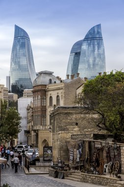 Icheri (eski şehir) – Şirvanşahlar Sarayı ve Bakü, Azerbaija alev kuleleri