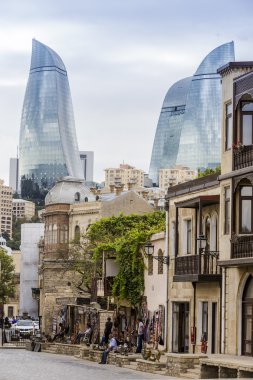 Icheri (eski şehir) – Şirvanşahlar Sarayı ve Bakü, Azerbaija alev kuleleri