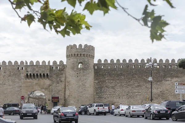 View of the old city walls of Azerbaijan, Baku, in Azerbaijan. — Stock Photo, Image