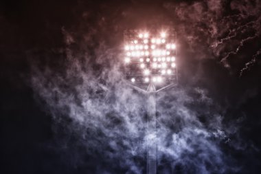 stadyum ışıkları ve duman