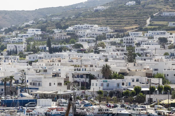 Vue pittoresque de l'île de Paros depuis le navire à Paros Islan — Photo