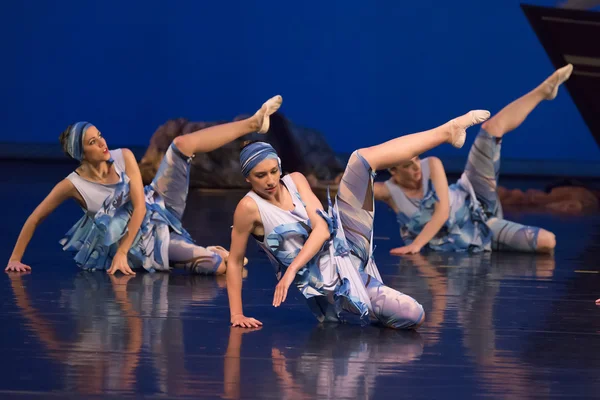 Unidentified dancers of dance school during performances ballet — Stock Photo, Image