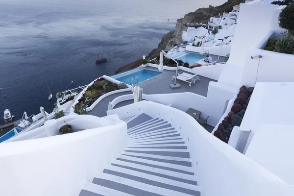 Winding stairs going down to Aegan Sea, Santorini Island -Greece — Stock Photo, Image