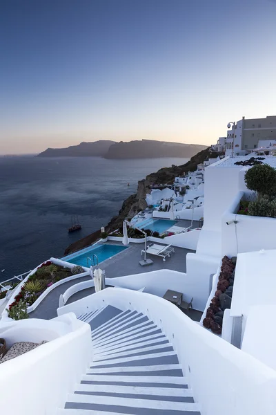 Winding stairs going down to Aegan Sea, Santorini Island -Greece — Stock Photo, Image