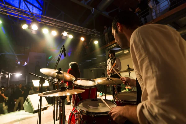 Souled out (Band) Live-Auftritt bei Abschlussparty 56. thessal — Stockfoto