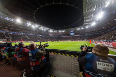  Medya ve fotoğrafçılar Uefa Şampiyonlar Ligi Oyun sırasında 