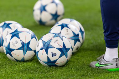 Şampiyonlar Ligi futbol topları maç daha önce