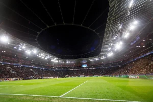 Interiör bild av full Bayarena stadion under Uefa Champ — Stockfoto
