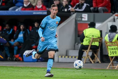 Juan Camara Bayer arasında Uefa Şampiyonlar Ligi Oyun sırasında 