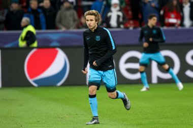 Sergi Samper Bayer arasında Uefa Şampiyonlar Ligi Oyun sırasında