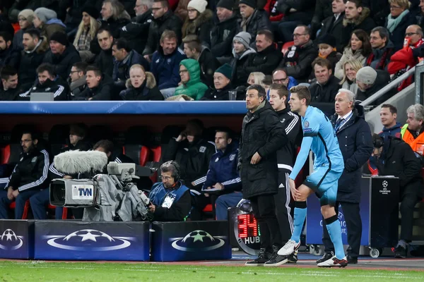 Gerard Gumbau during the UEFA Champions League game between Baye — Stock Photo, Image