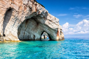 Zakynthos Adası Yunanistan'mavi mağaralar