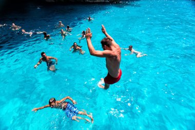 Zakynthos Island, Yunanistan için temiz su zevk turist