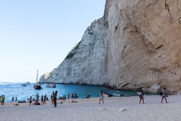 Vue de Navagio (naufrage) Plage à Zakynthos, Navagio Beach est — Photo