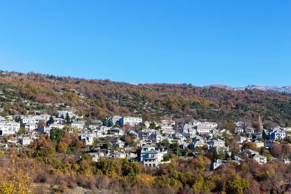 风景如画的村庄里的 zagori 地区，希腊北部 vitsa — 图库照片