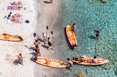 Kano Tsigrado Beach deki Milos Adası, Cyclades Üstten Görünüm, 