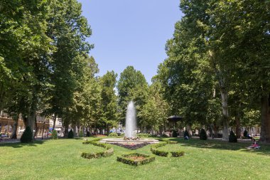 Çeşmeler, Zagreb, şehir içinde en büyük parklarından biridir. Zagreb, Cr