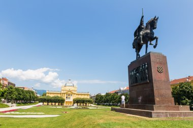 Zagreb, Hırvatistan'daki Hırvat Kral Tomislav Anıtı.