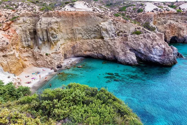 美丽的海滩的希腊-Tsigrado，米洛斯岛 — 图库照片