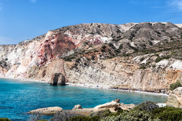 Gyönyörű természetes színek, a Firiplaka beach, Milos, Görögország — Stock Fotó