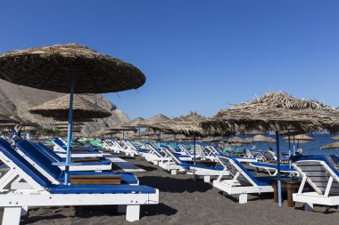 Perissa Beach Santorini Yunan Adası sunb ile üzerinde görünümü