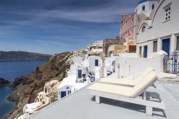 View of Oia traditional white houses of Oia at sunset in Santori — Stock Photo, Image