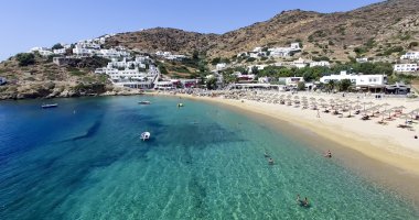 Yunan Adası Ios Island, Cyclad kıyılarına havadan görünümü