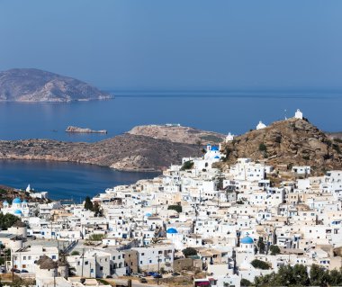 Chora şehrin havadan görünümü Ios Island, Cyclades, Ege, Yunanistan