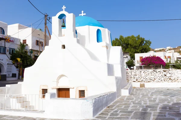 Chiesa greca nell "isola di Ios, Grecia — Foto Stock