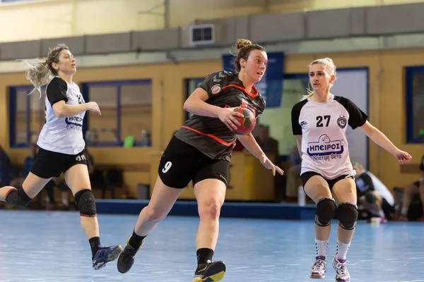 Handball player in action during the Greek Women Cup Final handb — Stock Photo, Image