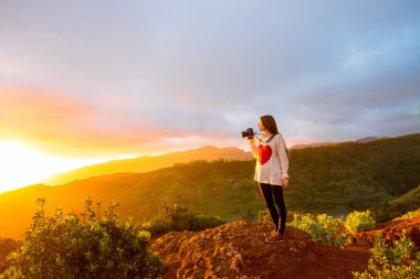 La Gomera adada dağ sunrise görünümü