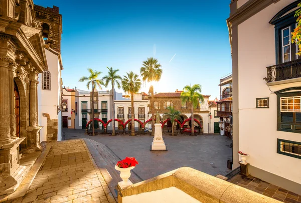 Plaza central en el casco antiguo de Santa Cruz de la Palma —  Fotos de Stock