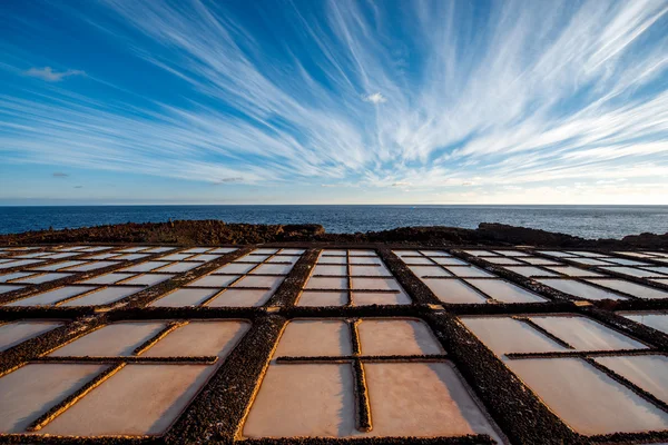 拉帕尔马岛上的盐制造 — 图库照片