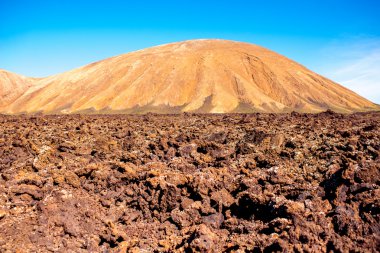 Lanzarote Adası Timanfaya Park'ta volkanik manzara