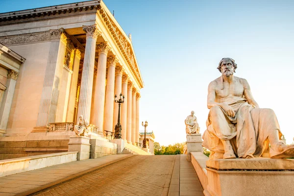 Osztrák Parlament épülete Bécsben — Stock Fotó