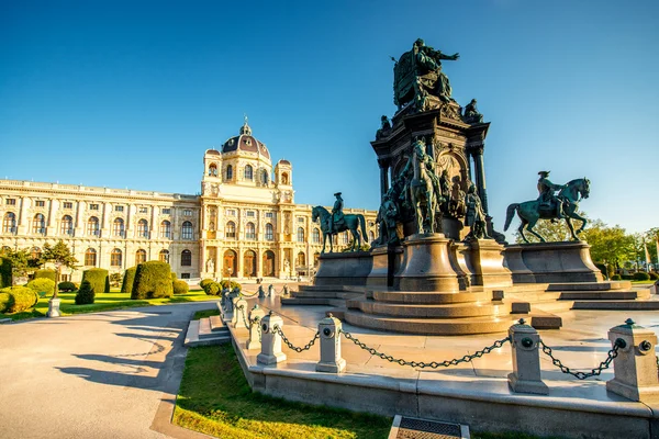 Maria Theresa heykel Viyana — Stok fotoğraf