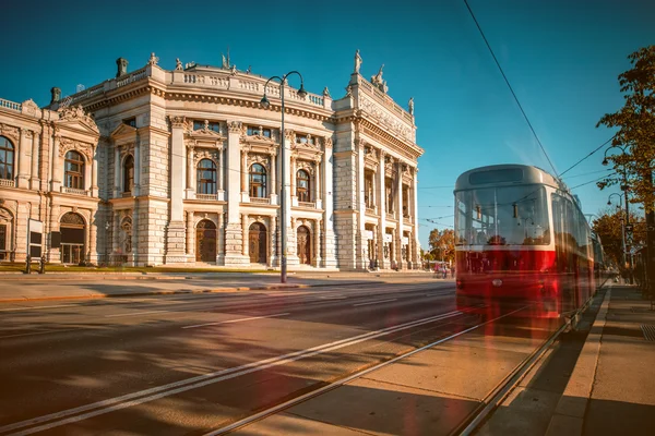 Burgtheater edifício em vienna — Fotografia de Stock