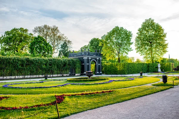 Schoenbrunn jardines en Viena — Foto de Stock