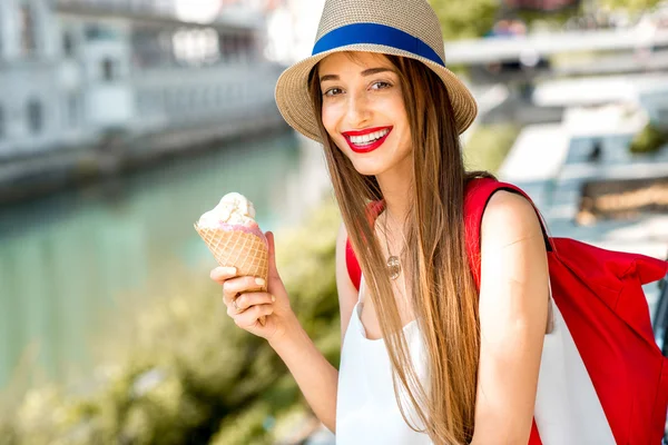 Woman enjoying ice cream in Ljubljana city — Stockfoto
