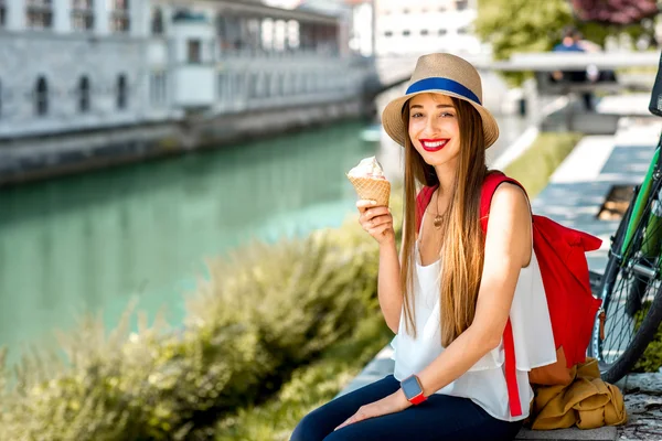 Woman enjoying ice cream in Ljubljana city — Zdjęcie stockowe