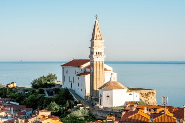 Slovenya kasabada Piran görüntüleyin
