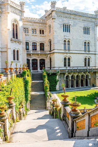 Miramare kasteel in Italië — Stockfoto