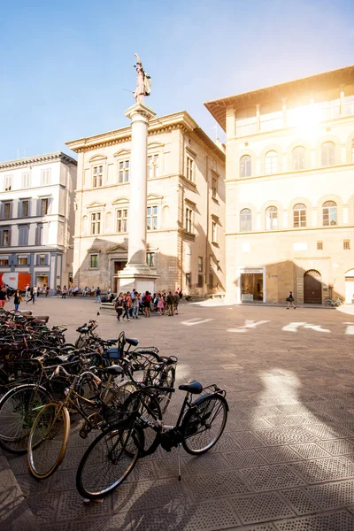 피렌체에서 거룩한 트리니타 광장 — 스톡 사진