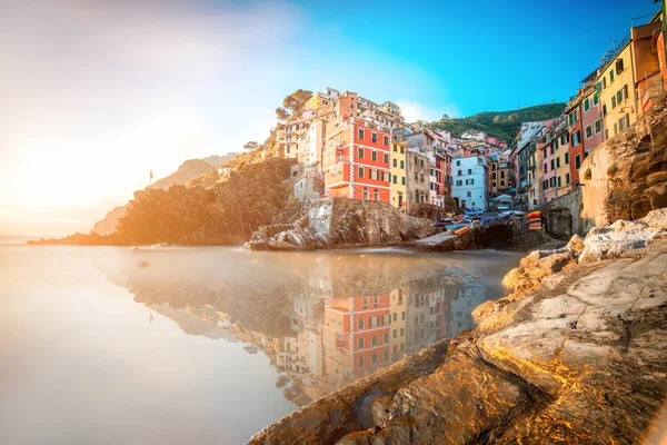 Riomaggiore město v Itálii — Stock fotografie