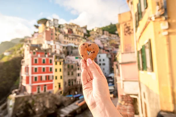 Söta cookie på gamla stan bakgrunden — Stockfoto