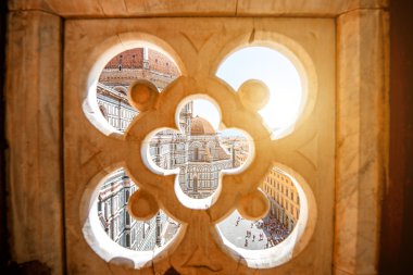 Floransa Duomo bir kubbe